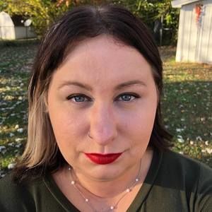 Meet your Posher, Cyndra